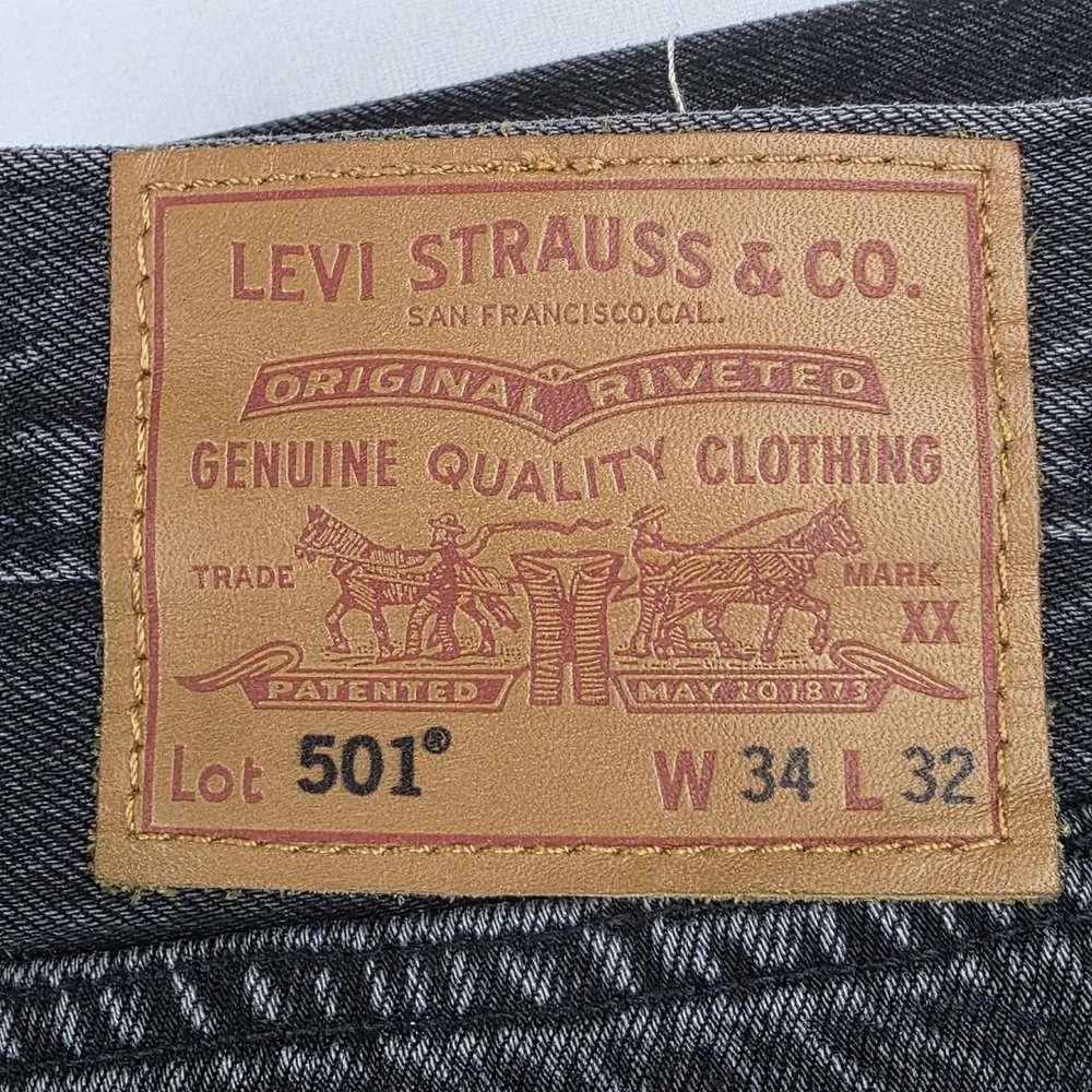 Levis Premium 501 XX Jeans Mens Size 34x32 Black Wash Straight Leg Denim Pants